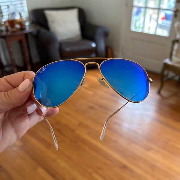 Ray-Ban Aviator Flash Lenses Gold Frame Blue Lens - Picture 5 of 5